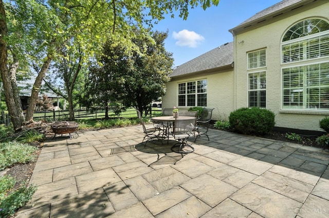 4048 Frye Park Cir, Mason, OH 45040 - view of patio featuring an outdoor fire pit and outdoor dining space