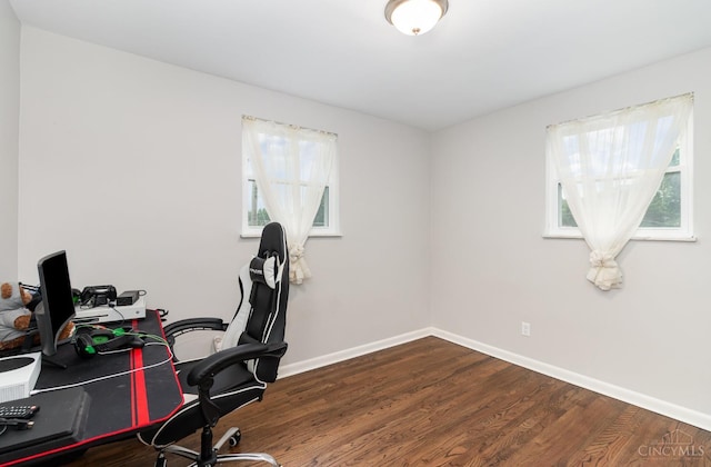 3340 Algus Ln, Green Twp, OH 45248 - office space featuring wood finished floors and baseboards