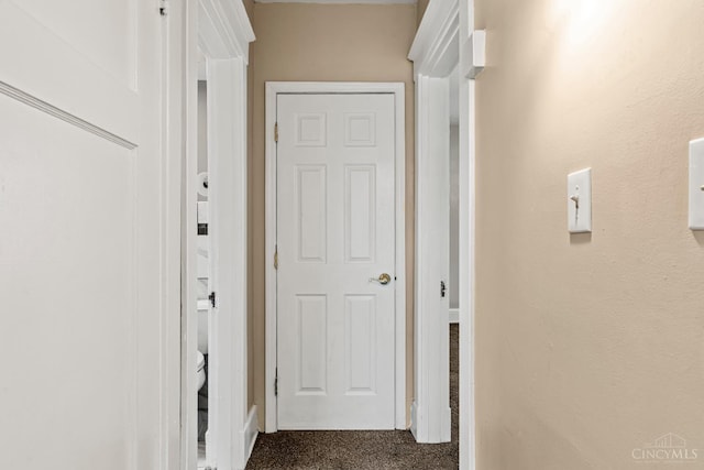 5824 Saranac Ave, Cincinnati, OH 45224 - hallway featuring dark carpet