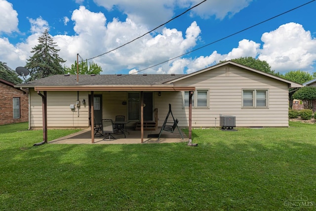27 N Breiel, Middletown, OH 45042 - back of house featuring a patio area and a yard