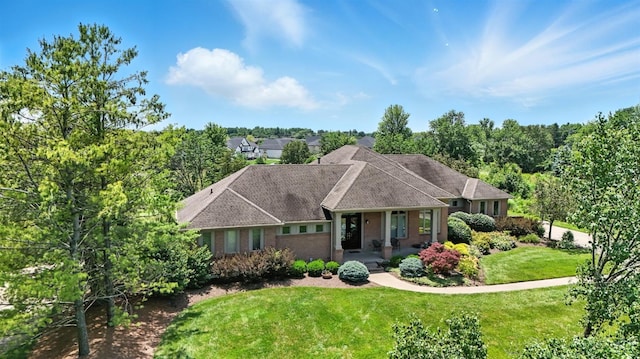 4994 Maxwell Dr, Mason, OH 45040 - ranch-style house with a front lawn, a porch, and brick siding