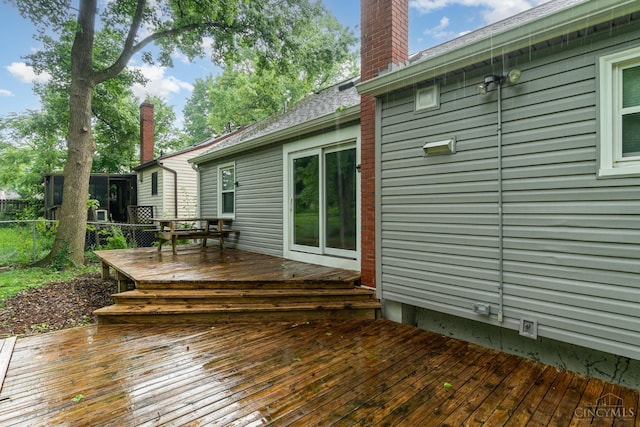 6846 Bryn Mawr Dr, Springfield Twp, OH 45224 - view of wooden terrace