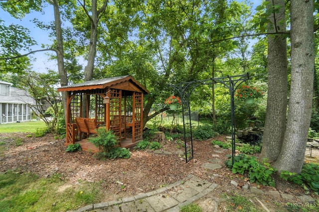 1092 Fox Run Rd, Miami Twp, OH 45150 - view of yard featuring a gazebo