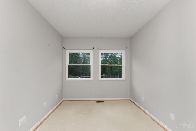 7124 Willowood Dr, West Chester, OH 45241 - photo 11