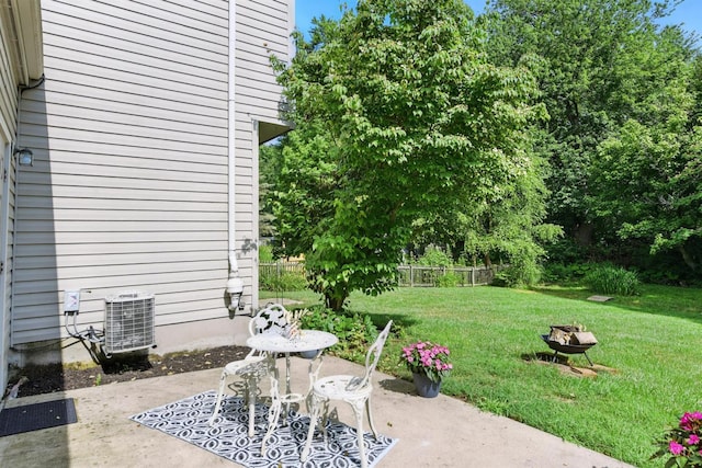 8538 Sunmont Dr, Anderson Twp, OH 45255 - view of patio / terrace with an outdoor fire pit