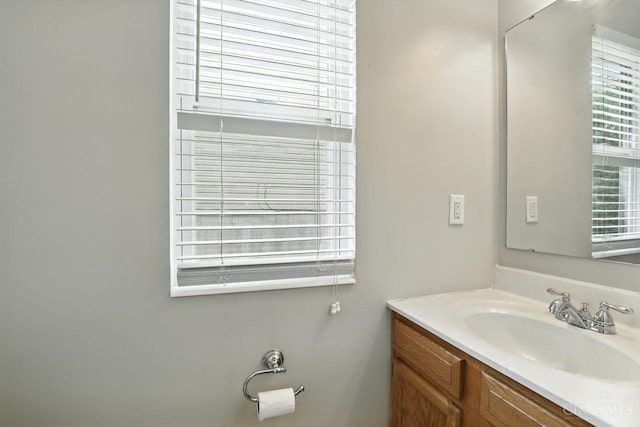 2317 Garrison Dr, Springfield Twp, OH 45231 - bathroom with vanity