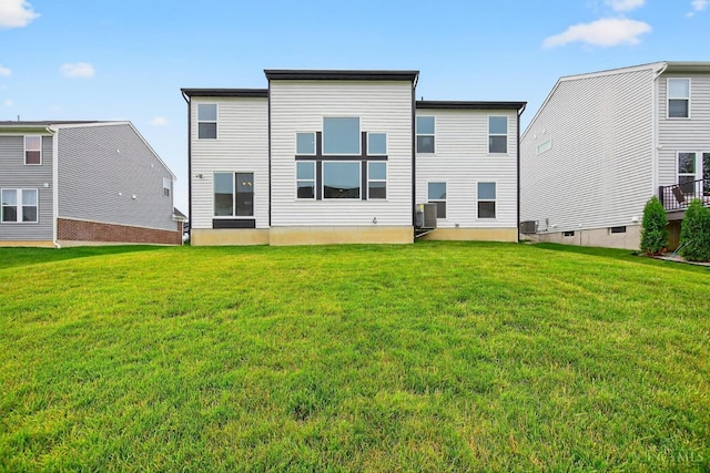 5322 Observer Ct, Turtle Creek Twp, OH 45036 - back of house featuring a yard