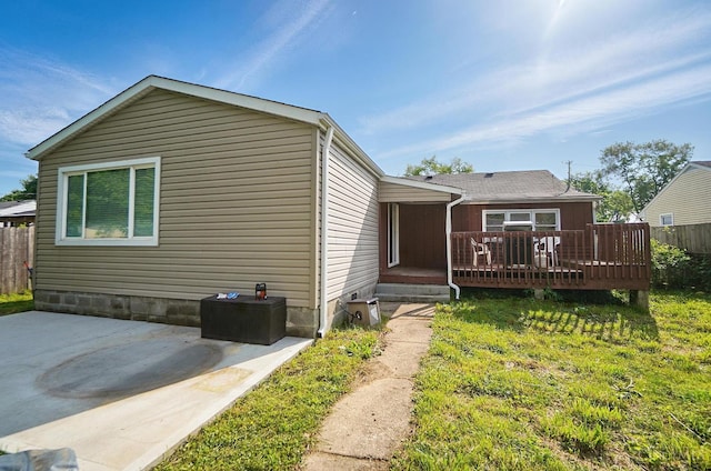 1643 Biscayne Dr, Saint Clair Twp, OH 45013 - rear view of house with a patio and a wooden deck