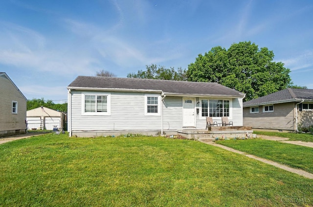 1643 Biscayne Dr, Saint Clair Twp, OH 45013 - view of front of property with a front lawn
