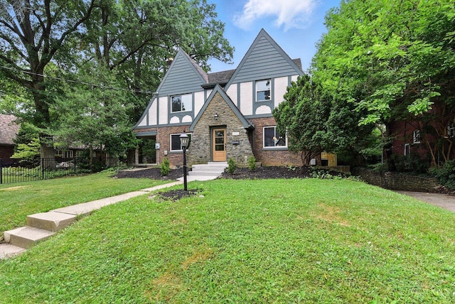 1605 N Dixon Cir, Cincinnati, OH 45224 - photo 2