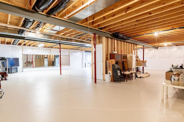 9302 W Meadow Dr, West Chester, OH 45069 - unfinished basement with water heater