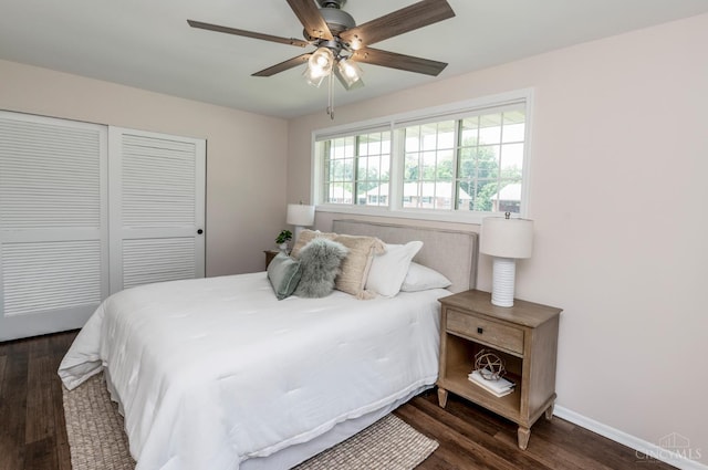601 Comet Dr, Union Twp, OH 45244 - bedroom featuring dark wood-type flooring, a closet, and ceiling fan