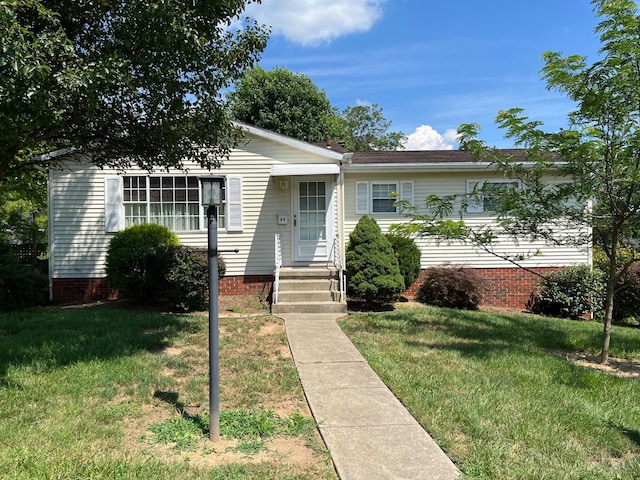 44 Strathmore Blvd, Athens, OH 45701 - view of front facade featuring a front lawn and crawl space