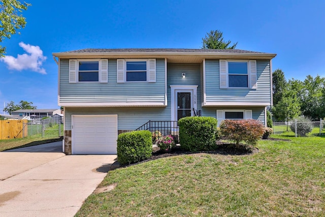 115 Treeline Ct, Harrison, OH 45030 - raised ranch with an attached garage and concrete driveway