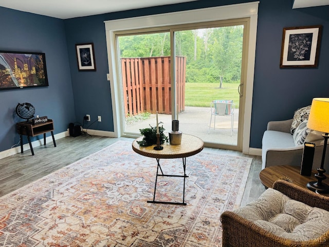 4 Creekwood Sq, Glendale, OH 45246 - living area with wood finished floors and baseboards