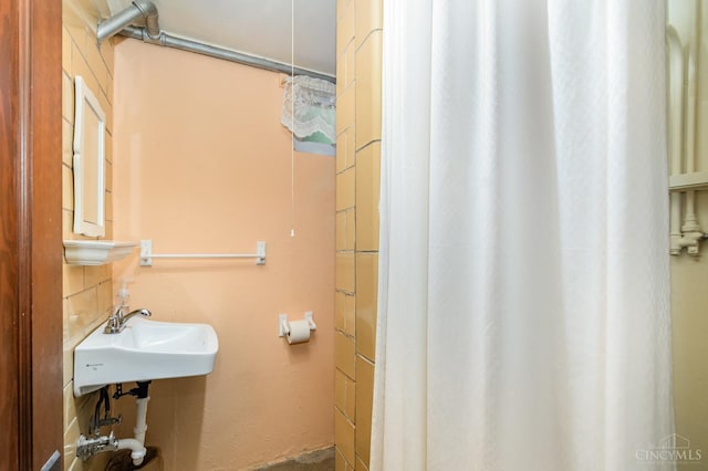 1107 Covedale Ave, Cincinnati, OH 45238 - bathroom featuring a sink