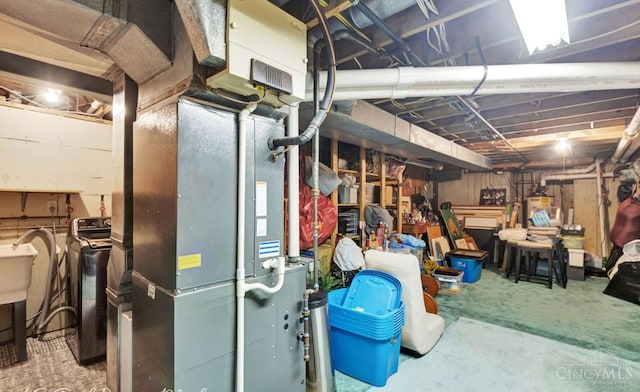 5817 Countryview Ter, Delhi Twp, OH 45233 - unfinished basement with washer / dryer and water heater