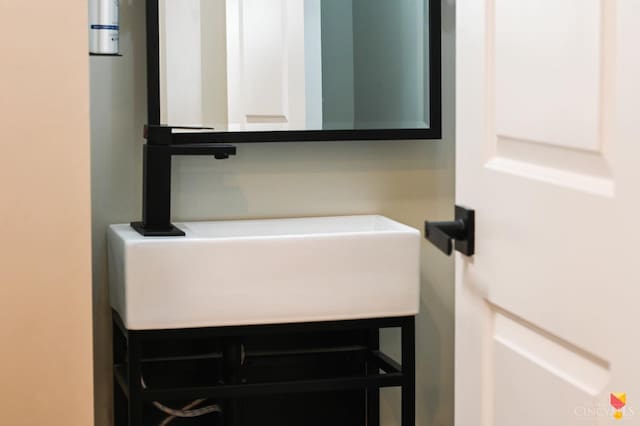 2711 Price Ave, Cincinnati, OH 45204 - bathroom view of a sink