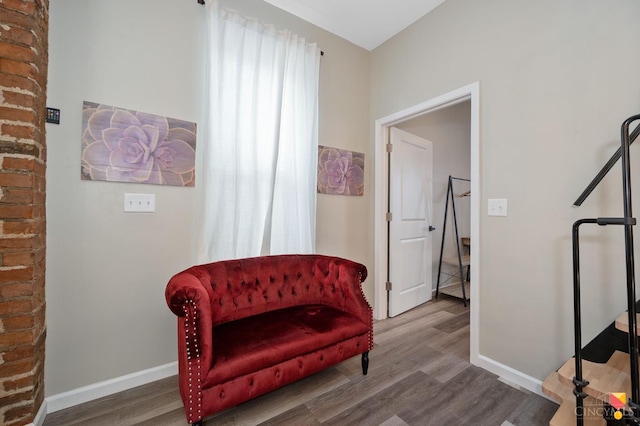 2711 Price Ave, Cincinnati, OH 45204 - sitting room featuring wood finished floors and baseboards