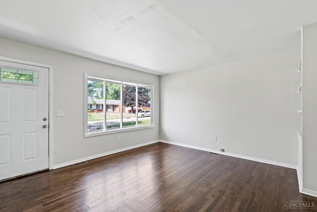 2016 Mistyhill Dr, Springfield Twp, OH 45240 - entrance foyer featuring dark wood-style flooring and baseboards