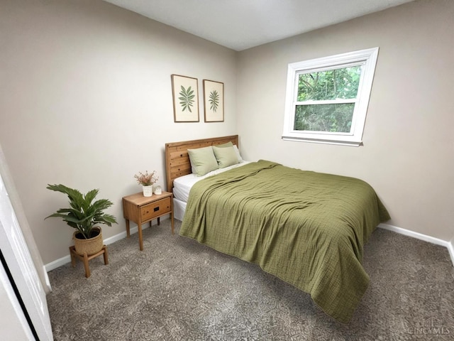 176 Lakeview Dr, Monroe, OH 45044 - bedroom with carpet