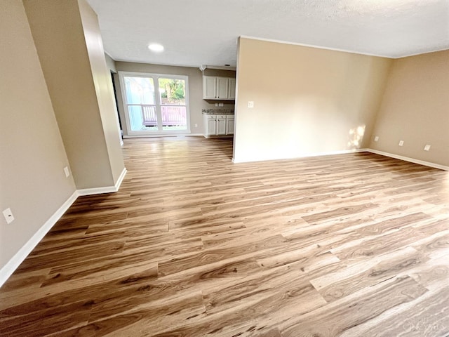 176 Lakeview Dr, Monroe, OH 45044 - empty room featuring light wood-style flooring and baseboards