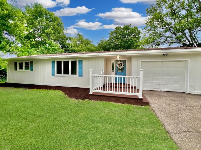 176 Lakeview Dr, Monroe, OH 45044 - ranch-style house with driveway, a front lawn, and an attached garage