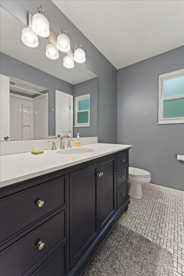 5577 Dove Ln, West Chester, OH 45069 - bathroom with vanity and toilet