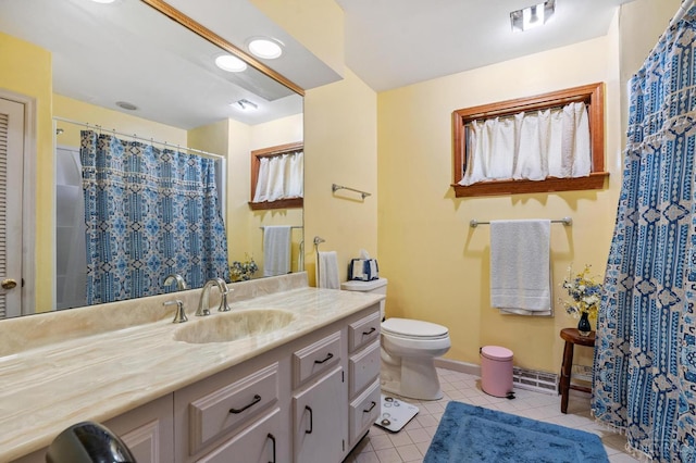 600 Kathryn Dr, Wilmington, OH 45177 - full bath with vanity, tile patterned flooring, and a shower with curtain