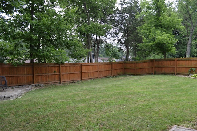11528 Kenn Rd, Forest Park, OH 45240 - view of fenced yard