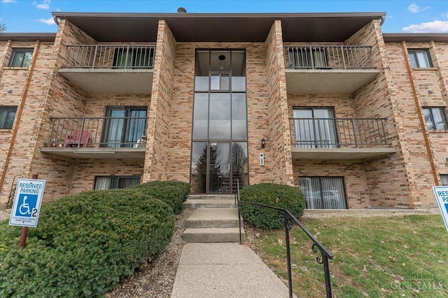 541 Davis Rd Unit 8, Pierce Twp, OH 45255 - view of apartment building / complex