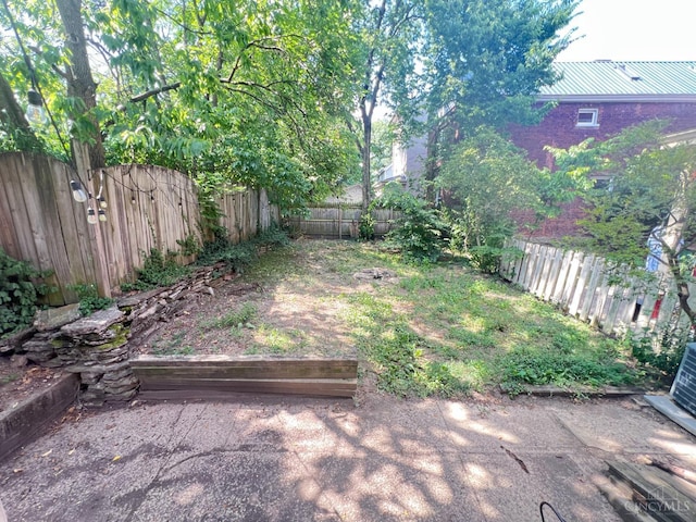 2464 Fairview Ave, Cincinnati, OH 45219 - view of fenced backyard