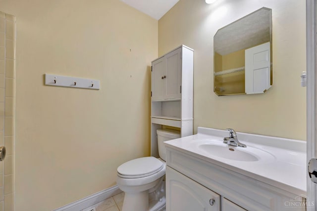 10854 Ponds Ln Unit 8, Sycamore Twp, OH 45242 - bathroom with vanity, tile patterned floors, and a shower
