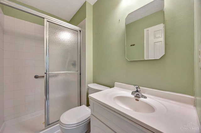10854 Ponds Ln Unit 8, Sycamore Twp, OH 45242 - full bathroom with a stall shower and vanity
