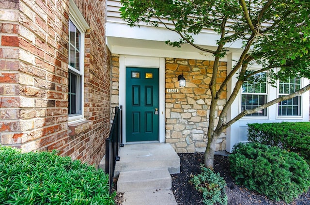 10854 Ponds Ln Unit 8, Sycamore Twp, OH 45242 - entrance to property featuring brick siding and stone siding