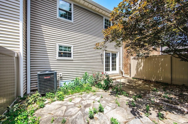 10854 Ponds Ln Unit 8, Sycamore Twp, OH 45242 - back of property with a patio