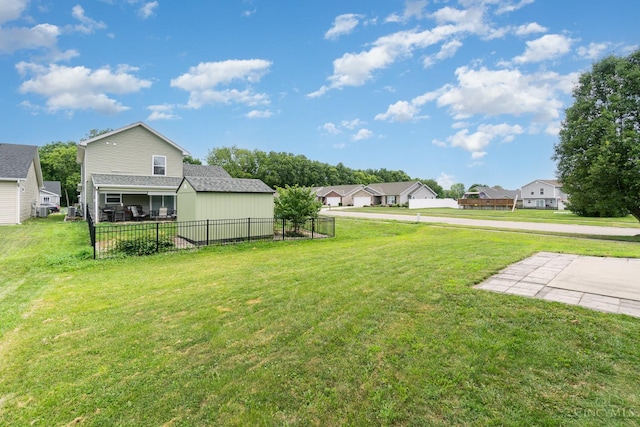 2033 Jackson Ln, Middletown, OH 45044 - view of yard featuring a residential view