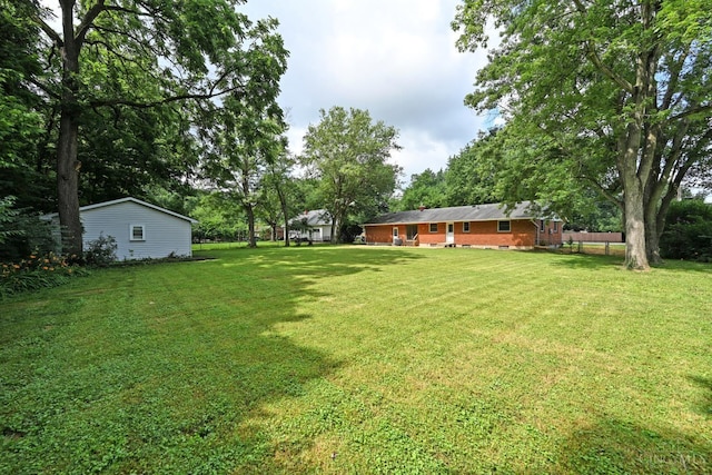 5428 Tallawanda Dr, Fairfield, OH 45014 - view of grassy yard