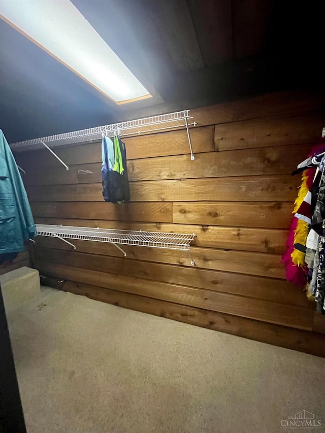 5674 Windsong Ln, Milford, OH 45150 - walk in closet featuring carpet