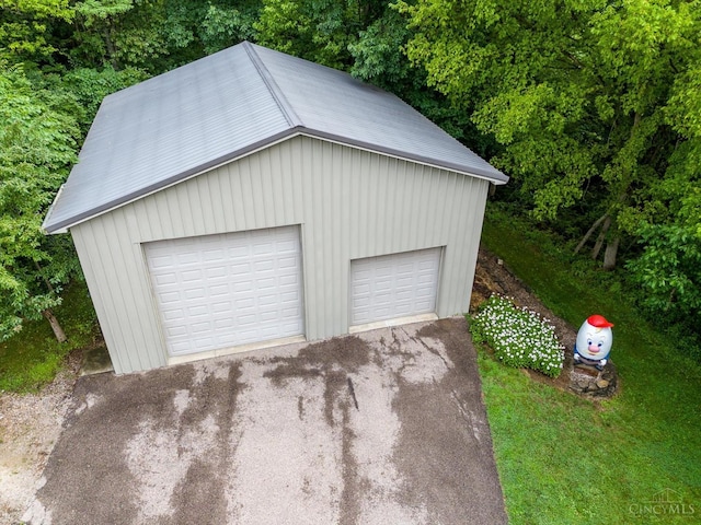 10869 Sand Run Rd, Whitewater Twp, OH 45030 - view of detached garage