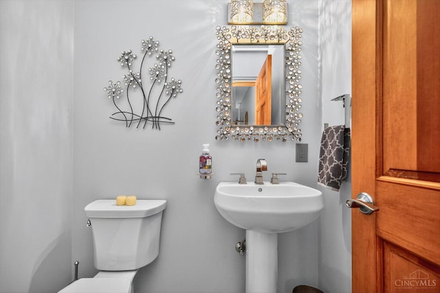 10869 Sand Run Rd, Whitewater Twp, OH 45030 - bathroom featuring toilet
