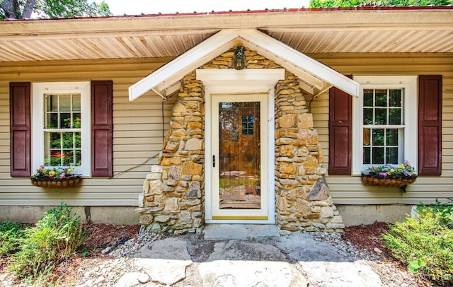 799 Millville Oxford Rd, Hamilton, OH 45013 - view of exterior entry with stone siding