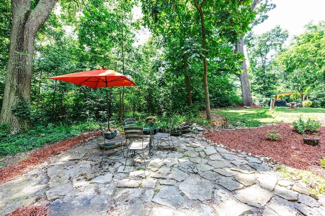 799 Millville Oxford Rd, Hamilton, OH 45013 - view of patio / terrace with outdoor dining area