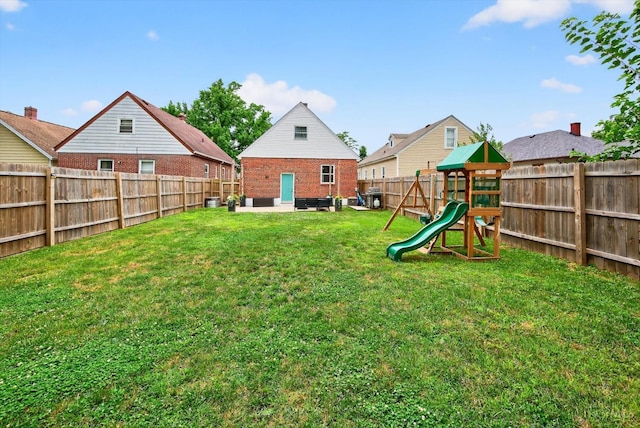 7018 Bramble Ave, Columbia Twp, OH 45227 - photo 30