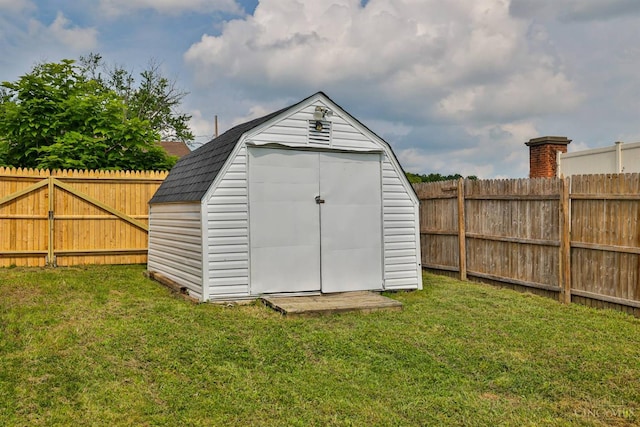 841 Willow Ave, Hamilton, OH 45013 - view of shed featuring a fenced backyard