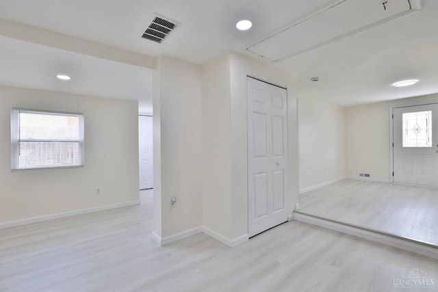 841 Willow Ave, Hamilton, OH 45013 - entryway with light wood-style floors and recessed lighting