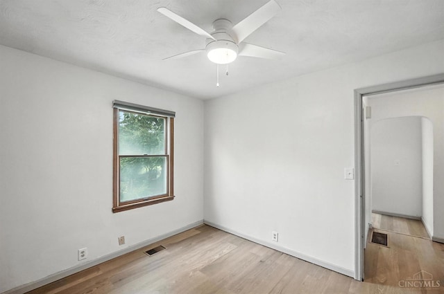 2070 Adams Rd, Springfield Twp, OH 45231 - photo 27