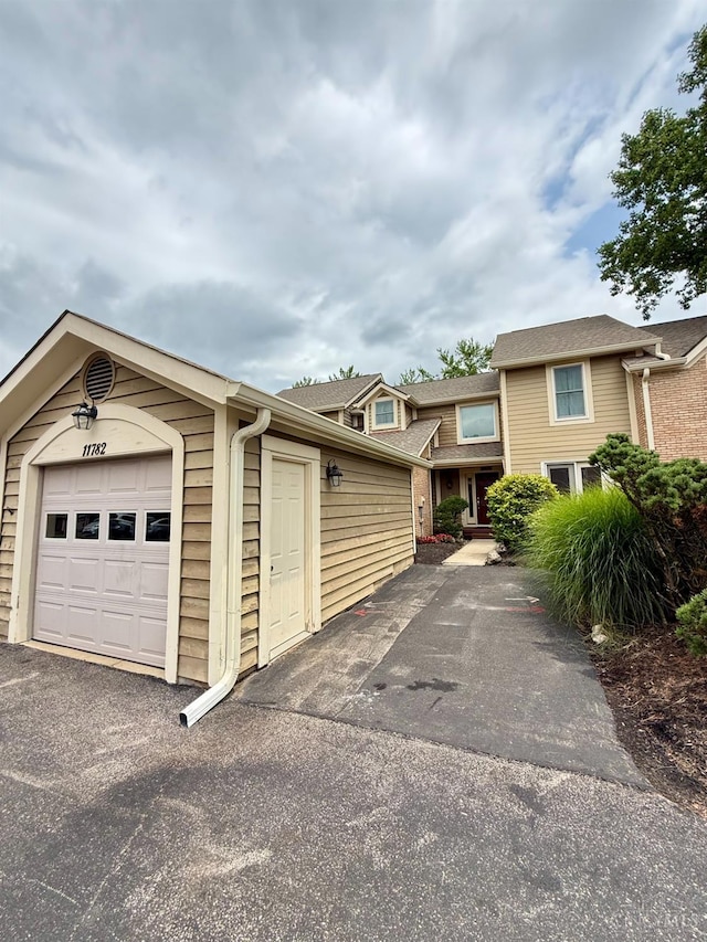11782 Gable Glen Ln, Symmes Twp, OH 45249 - photo 2