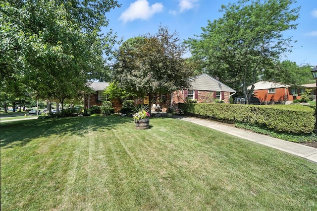 2682 Grosvenor Dr, Colerain Twp, OH 45231 - photo 1