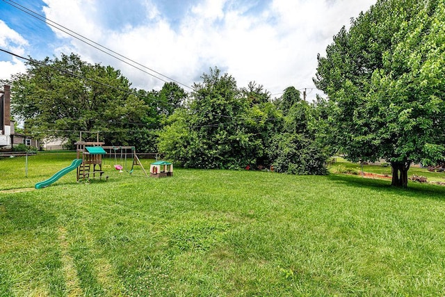 2892 Spruceway Dr, Colerain Twp, OH 45251 - photo 6